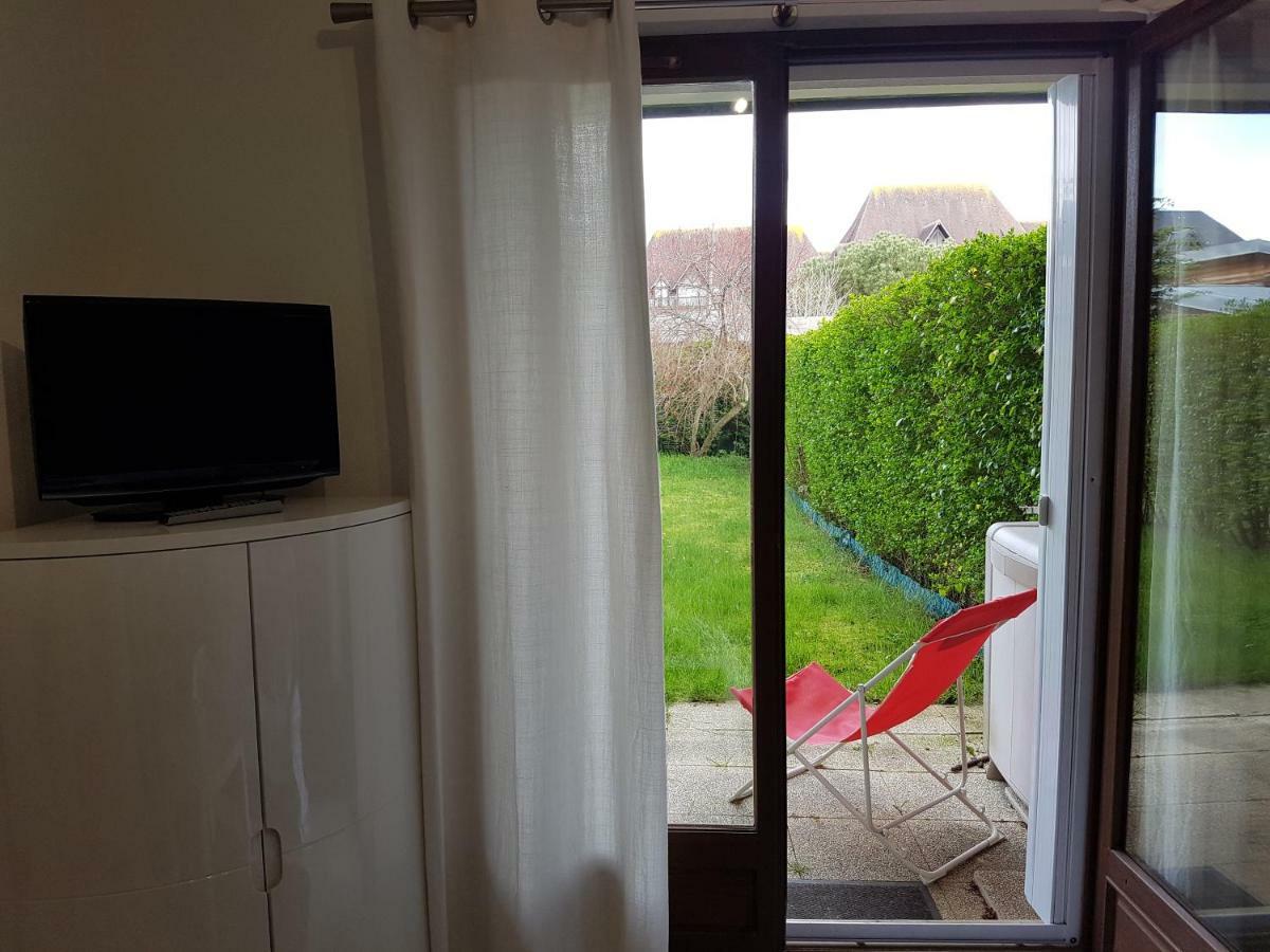 Appartement 2 Pieces Rez-De-Jardin A 2 Pas De La Plage Et De La Thalasso カブール エクステリア 写真